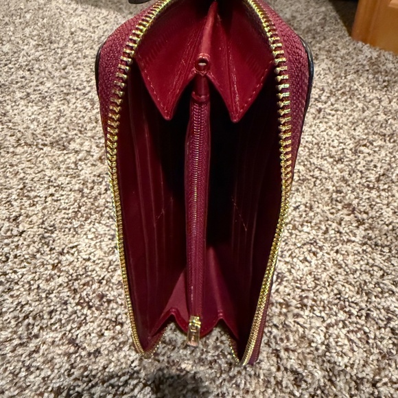 Coach Burgundy Signature Leather Zip Wallet - Picture 2 of 2
